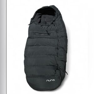 Nuna Men's Black Duffel Bag